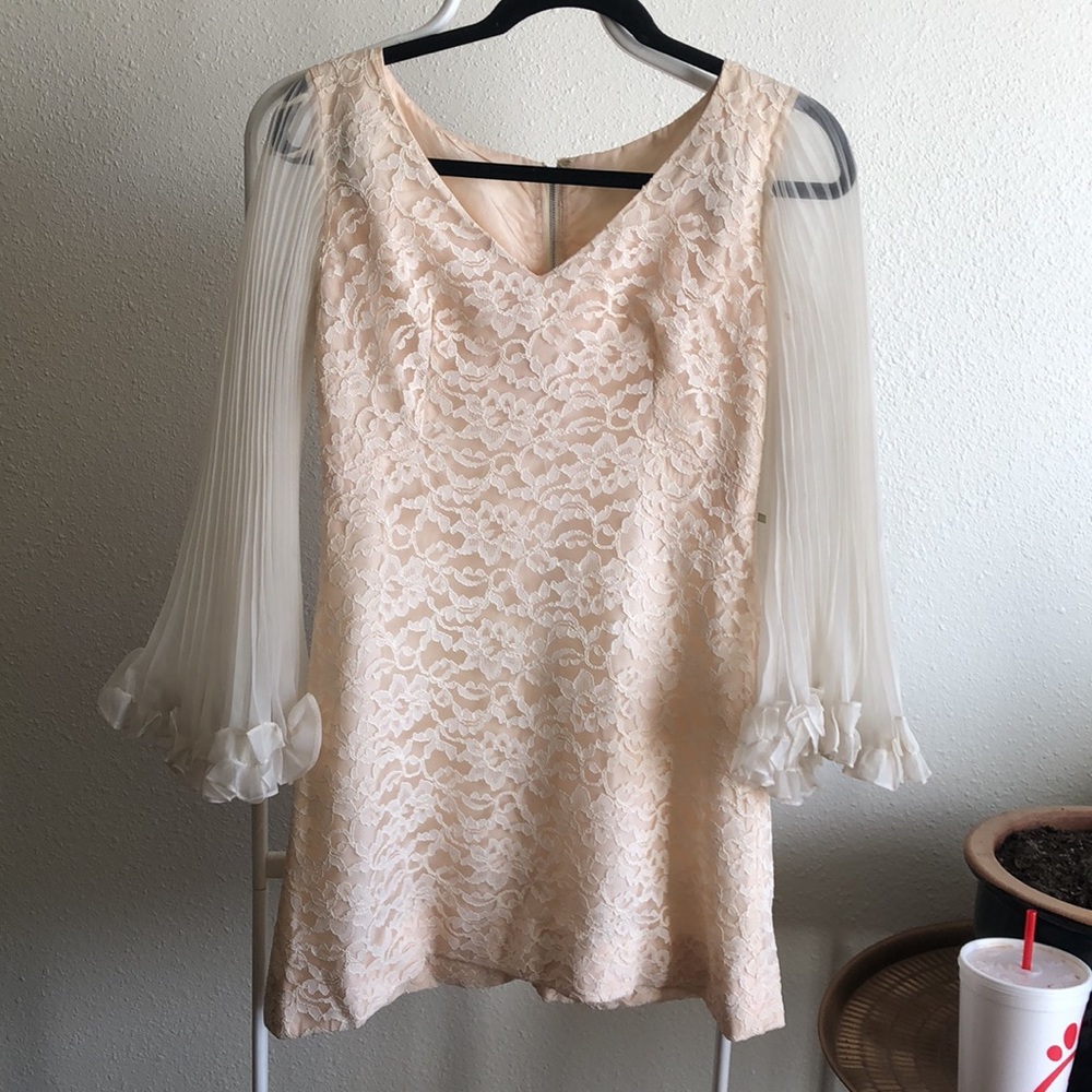 Handmade Vintage Statement Sleeve Lace Dress - Picture 3 of 11